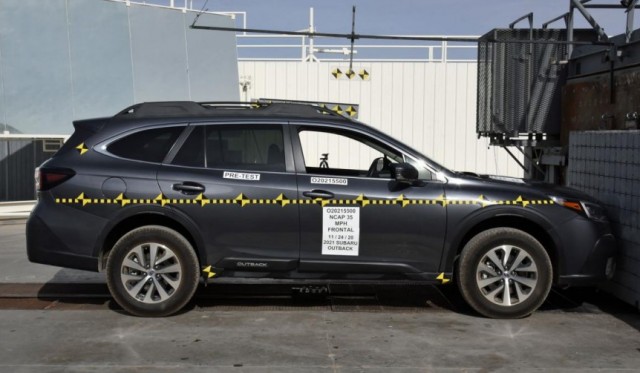 Crash test NHTSA: valutazione di cinque stelle per la Subaru Outback (anno 2025)