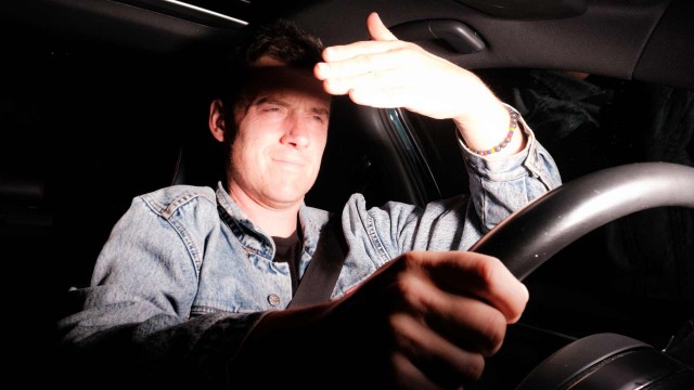 IIHS: numerosi reclami sui fari, ma nessun aumento negli incidenti dovuti all'abbagliamento